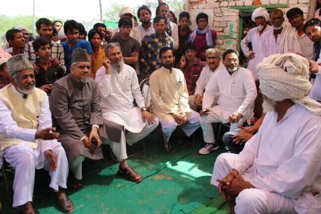 जमाअत इस्लामी हिन्द के प्रतिनिधिमंडल का मेवात के जयसिंहपुर गांव का दौरा    पीड़ित के परिजनों को हर संभव मदद देने का दिलाया यकीन
