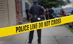 वाराणसी: क्या आईपीएस का रिश्तेदार होने के कारण हत्यारे को बचा रही थी पुलिस? वाराणसी: क्या आईपीएस का रिश्तेदार होने के कारण हत्यारे को बचा रही थी पुलिस?