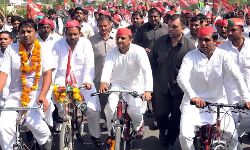 उत्तर प्रदेश: आज से समाजवादी पार्टी की साइकिल यात्रा, 23 सितम्बर को दिल्ली के जंतर-मंतर पर होगी समाप्त उत्तर प्रदेश: आज से समाजवादी पार्टी की साइकिल यात्रा, 23 सितम्बर को दिल्ली के जंतर-मंतर पर होगी समाप्त
