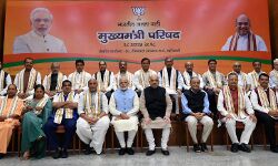 मोदी- शाह ने बनाई लोकसभा चुनाव 2019 की रणनीती , मुख्यमंत्रियों को दिया ये जीत का मंत्र मोदी- शाह ने बनाई लोकसभा चुनाव 2019 की रणनीती , मुख्यमंत्रियों को दिया ये जीत का मंत्र