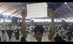 अभी-अभी: बापू की कर्मभूमि मोतिहारी में बेआबरू हुए PM मोदी, भाषण के दौरान स्वच्छाग्रहियों ने जमकर कटा बवाल, कहा- भाषण नहीं राशन दो!