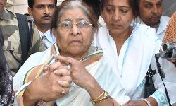 नरेंद्र मोदी को क्लीनचिट दिए जाने के खिलाफ ज़किया जाफरी की याचिका पर फैसला आज सम्भव