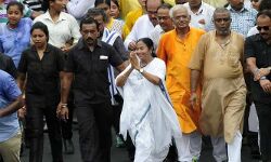 मंगलवार को दिल्ली आ रहीं हैं ममता, महागठबंधन को लेकर हलचल हुई तेज़!