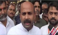 भाजपा सांसद की बेशर्मी, छेड़छाड़ की घटना को बताया मामूली-कहा यूपी में ये सब होता रहता हैं