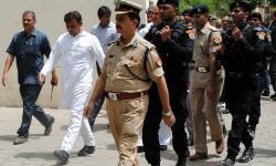 अभी-अभी: सपा सुप्रीमो अखिलेश यादव की गिरफ्तारी के बाद भड़के सपाई, मुख्यमंत्री कार्यालय पर जड़ा ताला।