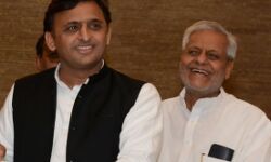 सपा में व्यापक परिवर्तन, संविधान बदला, ड्रेस कोड के दिशानिर्देश सपा में व्यापक परिवर्तन, संविधान बदला, ड्रेस कोड के दिशानिर्देश