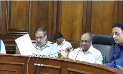 राफेल डील के मुद्दे पर कांग्रेस के तेवर तीखे, पीएम और रक्षा मंत्री के खिलाफ लाएगी विशेषाधिकार हनन प्रस्ताव