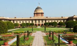 देश का किसान भूख से मर रहा है, वही राष्ट्रपति चुनाव में वोट करने वाले 71 फीसदी मानिनीय करोड़पति: पढ़ें पूरी खबर