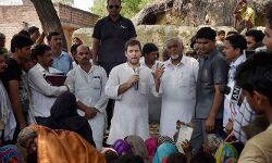 अमेठी में गरजे राहुल- कहा मोदी बुलेट ट्रेन नहीं मैजिक ट्रेन चलाना चाहते हैं, जो अब नहीं चलेगी