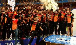 अब आधार कार्ड और पैन कार्ड के जरिए लगेगा क्रिकेट के मैचों पर सट्टा?लॉ कमीशन ने की कानून बनाने की सिफारिश