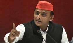 हाथरस गैंगरेप और हत्या: अखिलेश यादव का ट्वीट- असंवेदनशील सत्ता से अब कोई उम्मीद नहीं बची