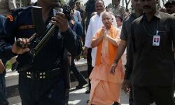 हार से सहमे योगी का बयान- न्योता मिला तो मस्जिद भी जाऊंगा