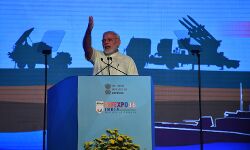 1962 के युद्ध के बाद सबसे निचले स्तर पर पहुंचा रक्षा बजट, सांसदों ने जताई चिंता