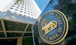 रुपये की हालत सुधारने में आरबीआई की कोशिशों को लगा झटका, देश का विदेशी पूंजी भंडार घटा