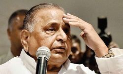 राष्ट्रपति चुनाव: विपक्ष कर रहा है मुलायम सिंह की अनदेखी, शरद पवार, शरद यादव समेत कई नामों पर हो रहा विचार