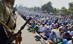 मोदी राज: भाजपा शासित हरियाणा की वारदात, रमज़ान में नमाज़ पढने से फिर रोके गए मुसलमान, जुमा पर नहीं कर पाये इबादत मोदी राज: भाजपा शासित हरियाणा की वारदात, रमज़ान में नमाज़ पढने से फिर रोके गए मुसलमान, जुमा पर नहीं कर पाये इबादत