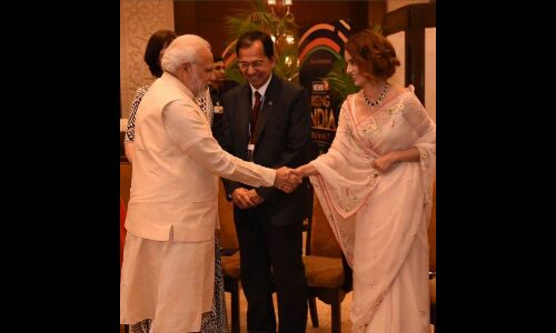 BIG BREAKING:भाजपा में शामिल हो सकती है कंगना? PM मोदी से मिलीं बॉलीवुड क्वीन, मोदी को बता चुकी हैं अपना रोल मॉडल BIG BREAKING:भाजपा में शामिल हो सकती है कंगना? PM मोदी से मिलीं बॉलीवुड क्वीन, मोदी को बता चुकी हैं अपना रोल मॉडल
