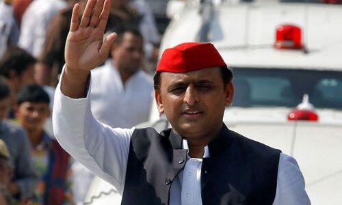 अखिलेश ने दलबदलुओं को चेताया,पहली बार खुलकर बोले:जानिए क्या कहा