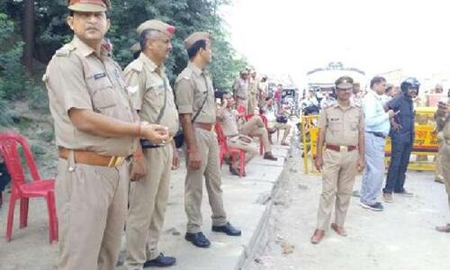 अभी-अभी: सपा अध्यक्ष अखिलेश यादव को कानपुर में हिरासत में लेने की है तैयारी