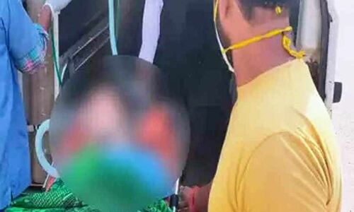 अभी-अभी : हाथरस रेप पीड़िता के शव को किया गया गायब, सफदरजंग अस्पताल में धरने पर बैठा परिवार