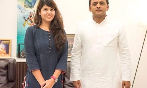 बड़ी खबर: सपा का संघी संस्करण है पंखुड़ी पाठक, जुमे की नमाज़ अदा करने पर जताई आपत्ति,जानिए क्या कहा