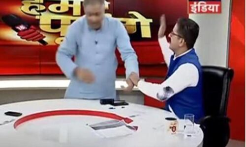 गुंडे ऐंकर पर भड़की प्रियंका चतुर्वेदी, बोलीं- भाजपा के घोटालों पर बहस करने का दम नहीं है तो वो हमारे प्रवक्ता को पीटेंगे