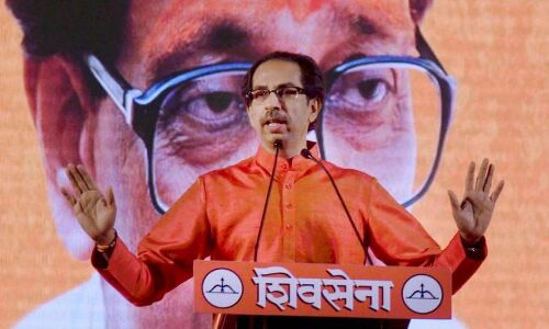 शिवसेना का मोदी सरकार पर हमला, कहा- महिलाएं असुरक्षित और गाय बचाने में लगी है सरकार!