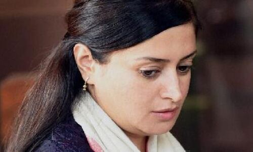 भाजपा सांसद पूनमबेन का कथित वायरल फोटो निकला फेक, दलित समर्थक राकेश हनोतिया द्वारा हुआ भाजपा नेत्री का चरित्र हनन: पढ़ें जनशक्ति न्यूज़ की पड़ताल! भाजपा सांसद पूनमबेन का कथित वायरल फोटो निकला फेक, दलित समर्थक राकेश हनोतिया द्वारा हुआ भाजपा नेत्री का चरित्र हनन: पढ़ें जनशक्ति न्यूज़ की पड़ताल!