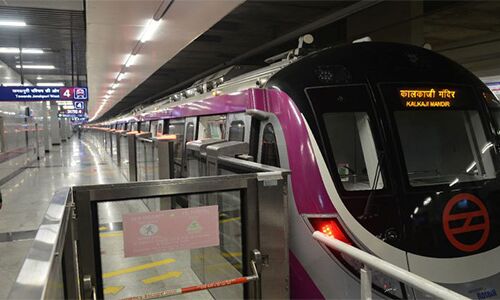 दिल्लीः मेट्रो यात्रियों के लिए खुशखबरी, 29 मई से कालकाजी से जनकपुरी वेस्ट के बीच भी दौड़गी मेजेंटा लाइन दिल्लीः मेट्रो यात्रियों के लिए खुशखबरी, 29 मई से कालकाजी से जनकपुरी वेस्ट के बीच भी दौड़गी मेजेंटा लाइन
