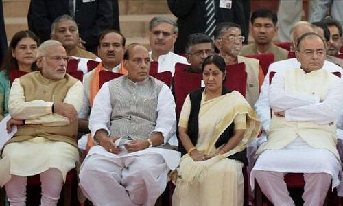 मोदी सरकार में नाकाम कई मंत्रियों की होगी छुट्टी, अगस्त में होगा कैबिनेट में बड़ा फेरबदल