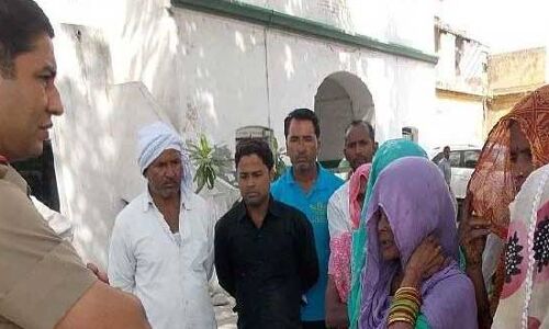 योगी राज: थम नहीं रहा दलितों पर अत्याचार, दबंगों ने दलित महिला को पीटा, काटे बाल