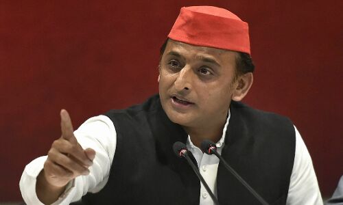 हाथरस गैंगरेप और हत्या: अखिलेश यादव का ट्वीट- असंवेदनशील सत्ता से अब कोई उम्मीद नहीं बची हाथरस गैंगरेप और हत्या: अखिलेश यादव का ट्वीट- असंवेदनशील सत्ता से अब कोई उम्मीद नहीं बची