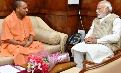 अब उत्तर प्रदेश में कंडोम पर होंगे मोदी-योगी? नई योजना के ऐलान के साथ अटकलों का दौर शुरू