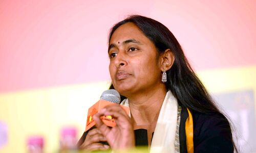 आर्मी की वजह से पैदा होते हैं कश्मीर में पत्थरबाज़: कविता कृष्णन