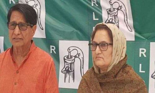 उपचुनाव नतीजे LIVE: कैराना से RLD की तबस्सुम हसन 42734 वोटों से आगे, नूरपुर में सपा के नईमुल हसन 10401 वोटों से आगे उपचुनाव नतीजे LIVE: कैराना से RLD की तबस्सुम हसन 42734 वोटों से आगे, नूरपुर में सपा के नईमुल हसन 10401 वोटों से आगे