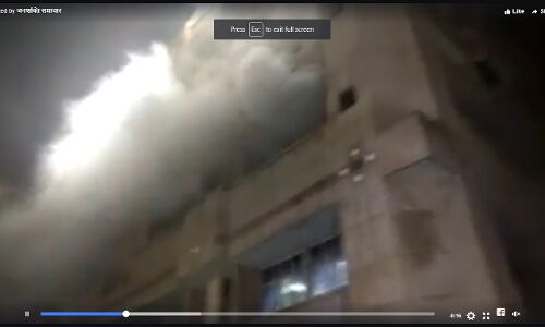 वीडियो: अभी-अभी,  केजीएमयू के ट्रॉमा सेंटर में लगी भीषण आग, मची अफरा-तफरी!