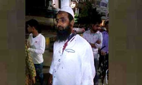 पीएम मोदी के संसदीय क्षेत्र में भगवा गुंडों का आतंक, बिना बात विशेष समुदाय के युवक को पिटा