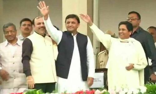 बड़ी खबर: राष्ट्रीय मंच पर चमके अखिलेश यादव, टिकी रही रही सबकी निगाहें अखिलेश-माया पर