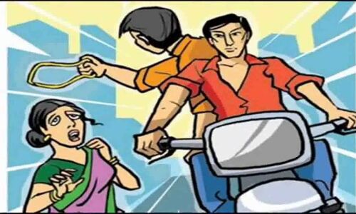 गर्लफ्रेंड की डिमांड ने बनाया बीए छात्र  को लुटेरा, दो गिरफ्तार:पढ़ें पूरी खबर