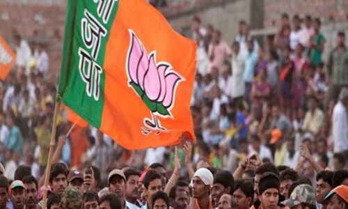 योगीराज: भाजपा के दो विधायकों के खिलाफ गैर जमानती वारंट जारी:जानिए क्या है पूरा मामला