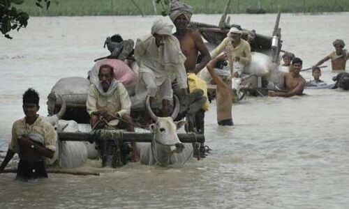 देशभर में बाढ़ का प्रकोप जारी, अब तक 80 से ज्यादा की हुई मौत