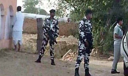 केंद्रीय मंत्री की खुले में पेशाब करते हुए कैमरे में हुए क़ैद, पढ़ें क्या है पूरा मामला