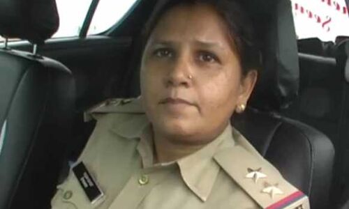 योगीराज: भाजपा विधायक के गुर्गों की गुंडई, महिला पुलिस अफसर से की अभद्रता: पढ़े पूरी खबर