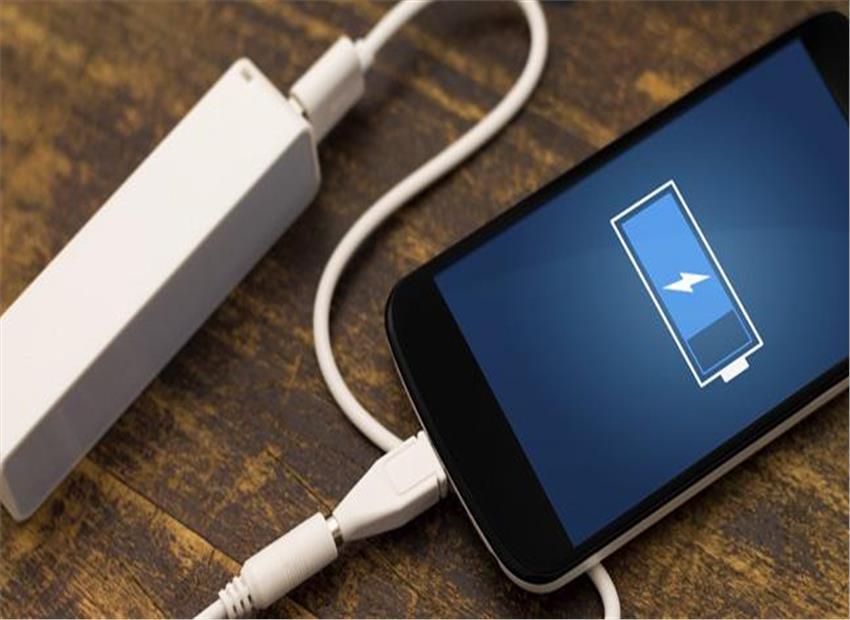 सावधान: आपके स्मार्टफोन की बैटरी में हैं 100 से ज्यादा जहरीली गैसें ?