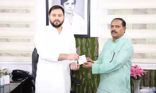 BIHAR: तेजस्वी ने दिया मायावती को बड़ा झटका! BSP के प्रदेश अध्यक्ष भरत बिंद RJD में हुए शामिल