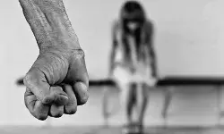 योगीराज: 3 साल की मासूम से दुष्कर्म की कोशिश, मां ने पुलिस को दी सूचना, आरोपी फरार योगीराज: 3 साल की मासूम से दुष्कर्म की कोशिश, मां ने पुलिस को दी सूचना, आरोपी फरार