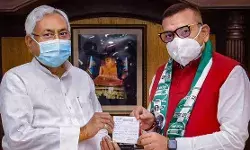 BIHAR : JDU के उम्मीदवारों की आ गई सूची, गुप्तेश्वर पांडे का लिस्ट से नाम गायब, BJP की झोली में गई सीट BIHAR : JDU के उम्मीदवारों की आ गई सूची, गुप्तेश्वर पांडे का लिस्ट से नाम गायब, BJP की झोली में गई सीट