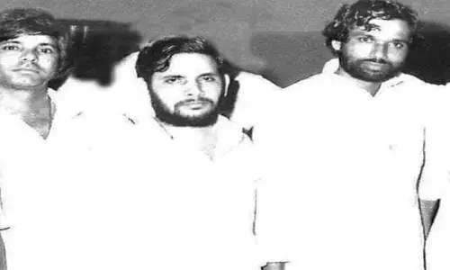 अलविदा पासवान: लालू और नीतीश से सीनियर थे पासवान, ऐसा रहा जीवन, विवादों में भी रहे अलविदा पासवान: लालू और नीतीश से सीनियर थे पासवान, ऐसा रहा जीवन, विवादों में भी रहे