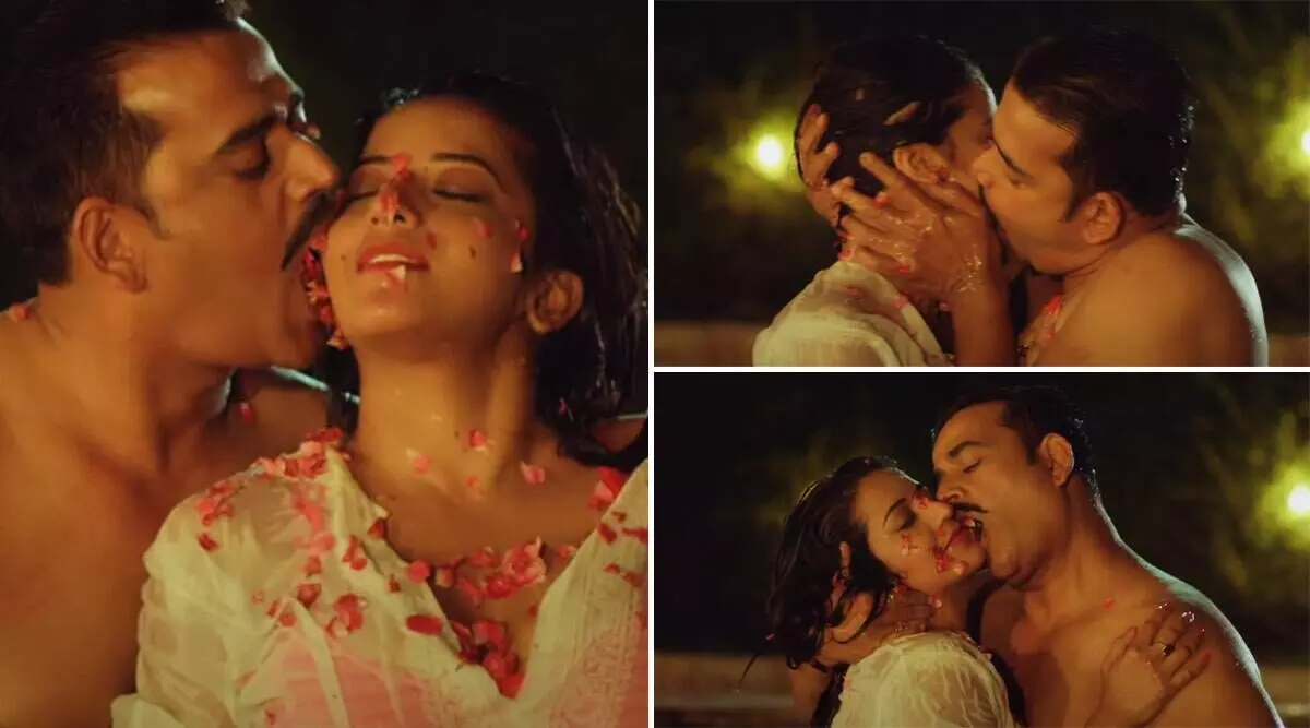 Monalisa Hot Bhojpuri Song: भोजपुरी एक्ट्रेस मोनालिसा और रवि किशन का ये हॉट स्विमिंग पूल रोमांस मचा रहा है बवाल, अकेले में देखें ये Sexy Video Monalisa Hot Bhojpuri Song: भोजपुरी एक्ट्रेस मोनालिसा और रवि किशन का ये हॉट स्विमिंग पूल रोमांस मचा रहा है बवाल, अकेले में देखें ये Sexy Video