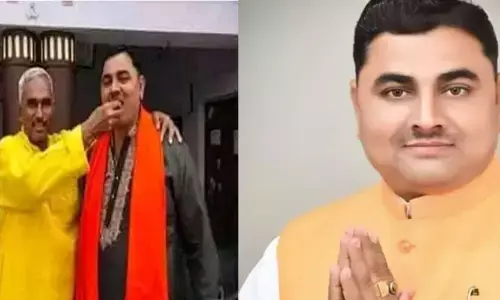 कौन है बलिया गोलीकांड का आरोपी धीरेंद्र प्रताप सिंह? जिसने योगी सरकार के इक़बाल पर सवाल खड़ा कर दिया है कौन है बलिया गोलीकांड का आरोपी धीरेंद्र प्रताप सिंह? जिसने योगी सरकार के इक़बाल पर सवाल खड़ा कर दिया है